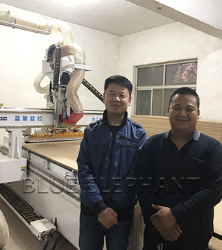 雙工位四工序板式家具開(kāi)料機